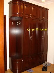 Lemari Pakaian Lis Profil Minimalis