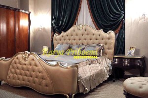 Tempat Tidur Kristina