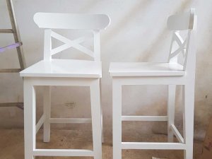 Kursi Bar Minimalis Silang