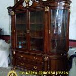Lemari Pajangan Davinci Jati Klasik